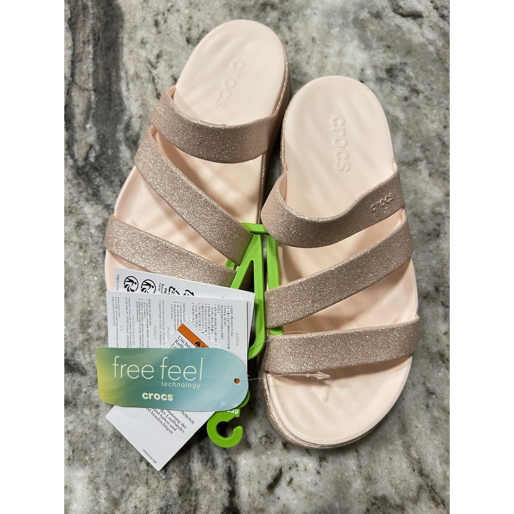 Crocs Getaway Glimmer Strappy Sandals Peach Ice Women's 6 213348-86N NWT